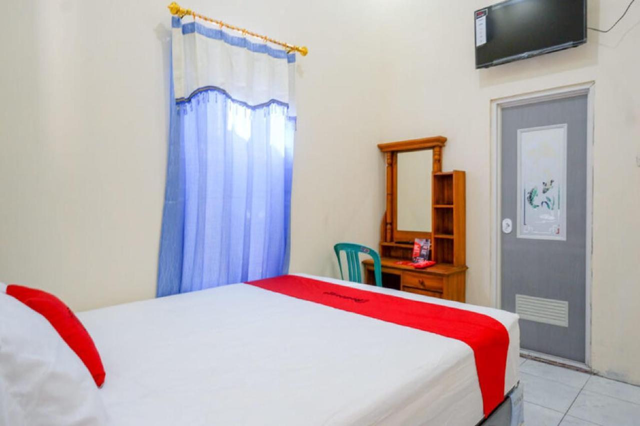 Reddoorz @ Jalan Raya Kaliwungu Selatan Kendal Hotel Exterior photo